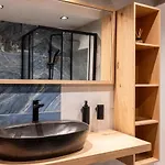 La Casa Center With Jacuzzi Appartamento Città di Kos