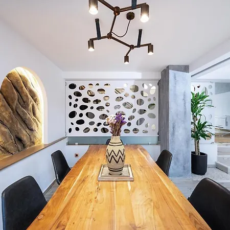 La Casa Center With Jacuzzi * העיירה קוס