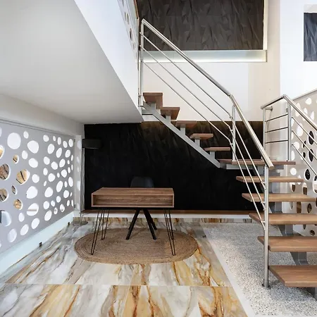 La Casa Center With Jacuzzi Apartment