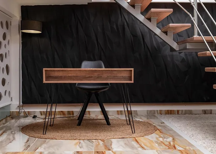 La Casa Center With Jacuzzi Appartamento