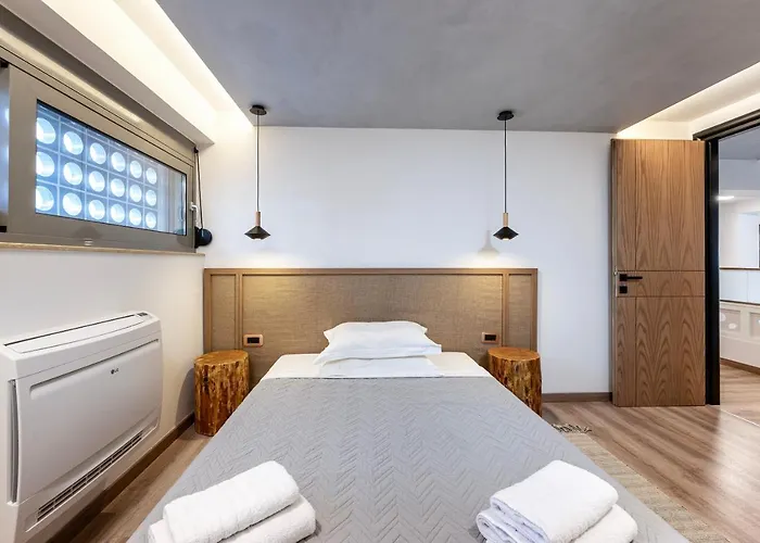 La Casa Center With Jacuzzi