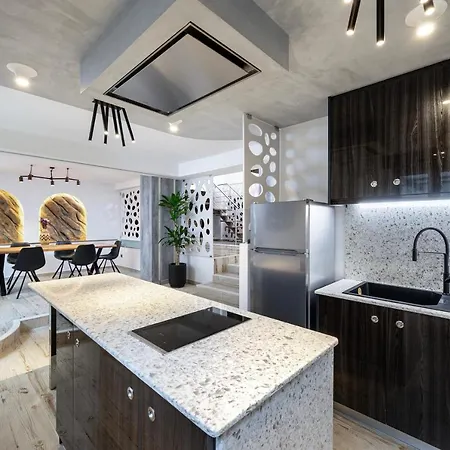 Apartment La Casa Center With Jacuzzi Kos Town