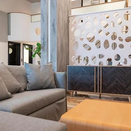 Apartment La Casa Center With Jacuzzi