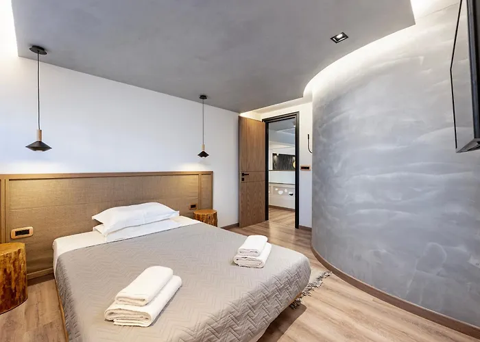 La Casa Center With Jacuzzi Apartamento *